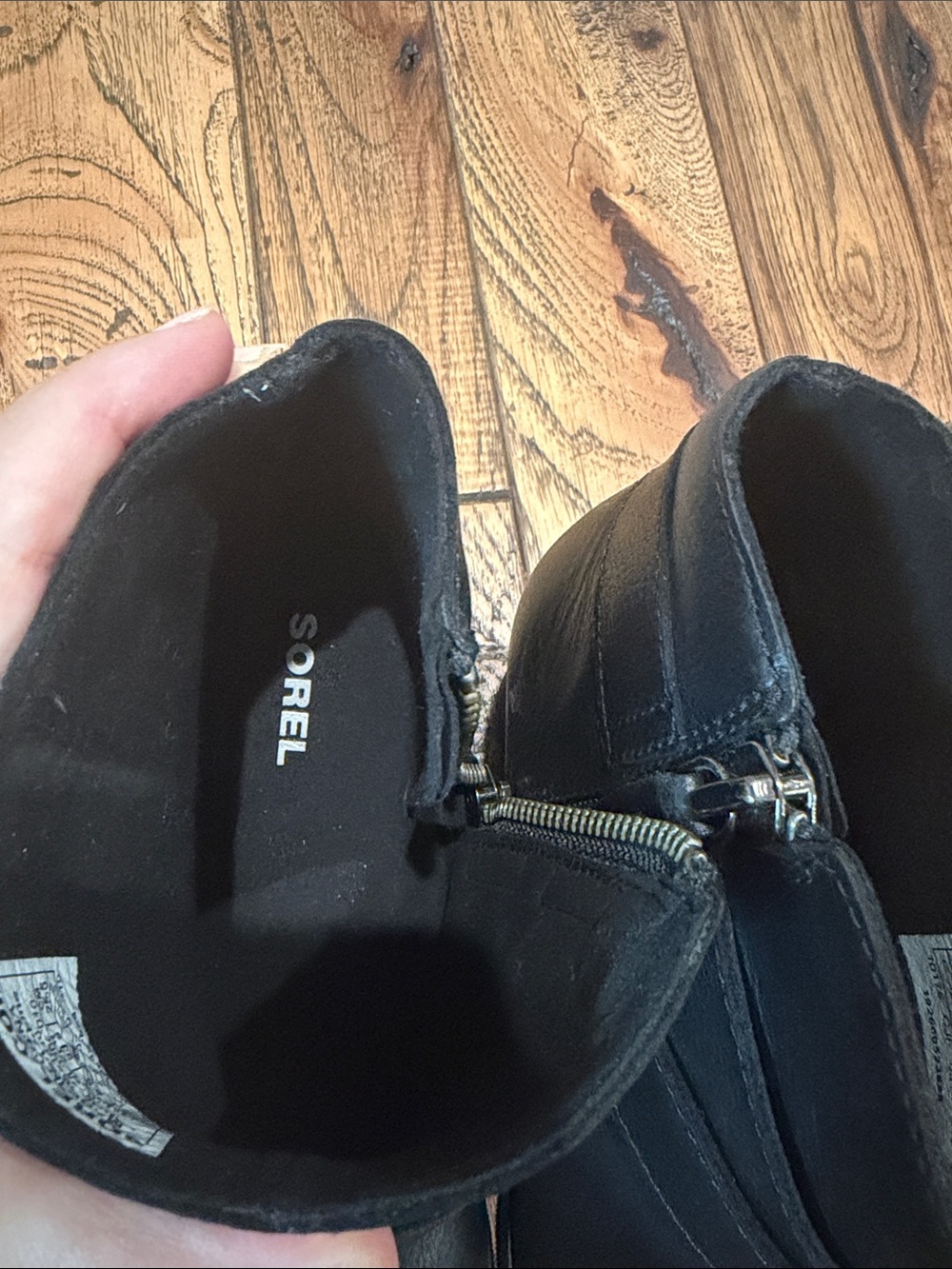 Sorel Joan of Artic Wedge II Black Leather Ankle Booties with Buckle Straps 8.5 - Picture 7 of 10